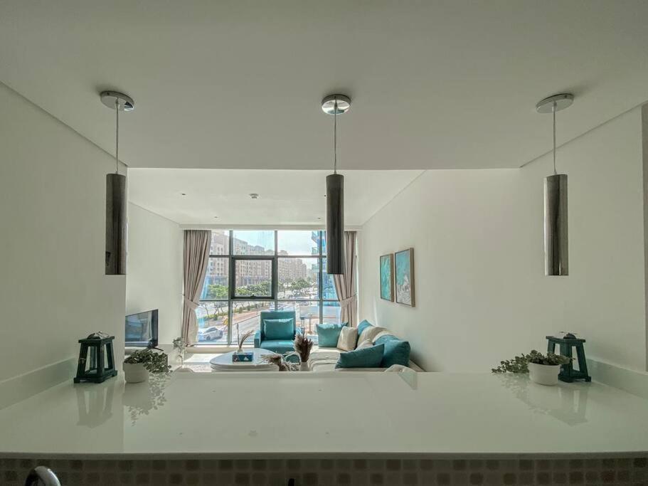 1 Bedroom 65M2, Infinity Pool, West Beach, Noise Insulation Дубай Экстерьер фото