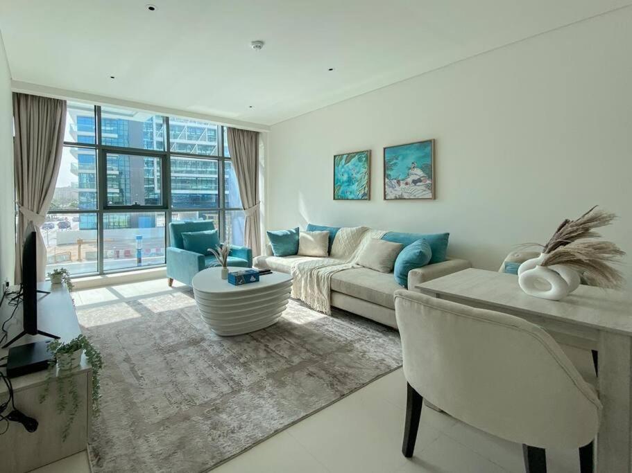 1 Bedroom 65M2, Infinity Pool, West Beach, Noise Insulation Дубай Экстерьер фото